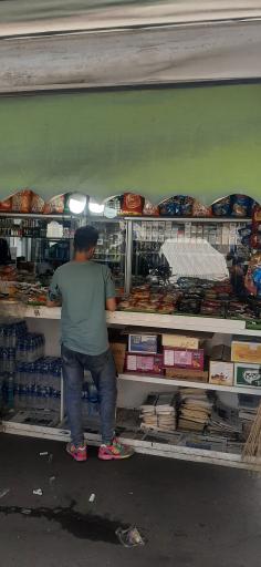 عکس دکه عمو وحید