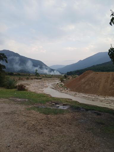 عکس زیارتگاه پیرباد