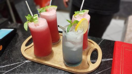 عکس کافه سبز