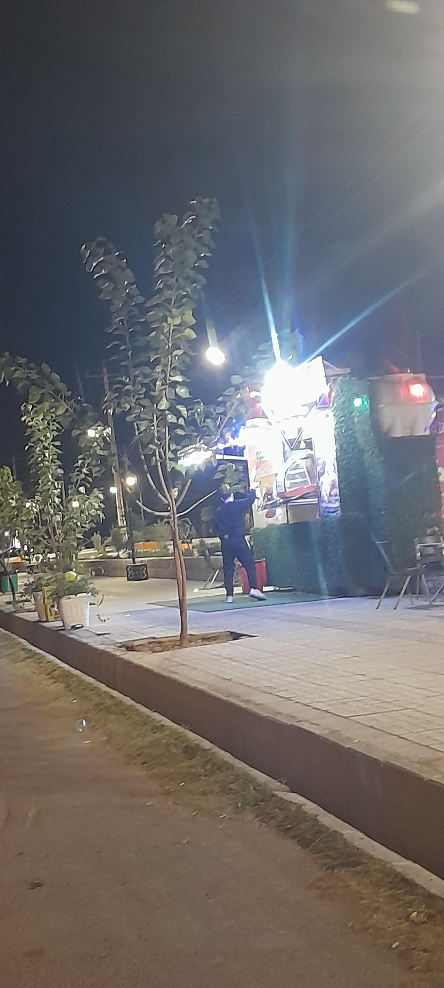 عکس فست فود عادلی و نوروزی