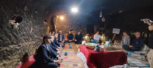 عکس اقامتگاه بومگردی بن میمند