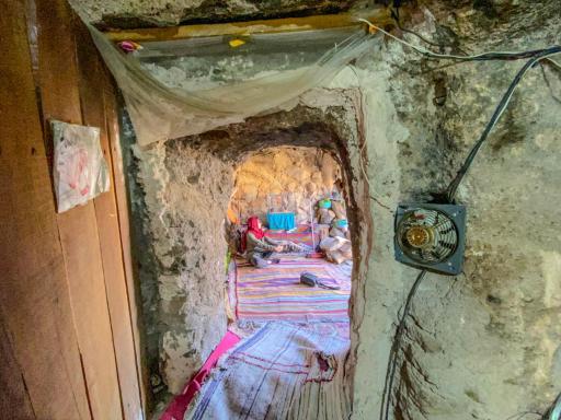 عکس اقامتگاه بومگردی بن میمند