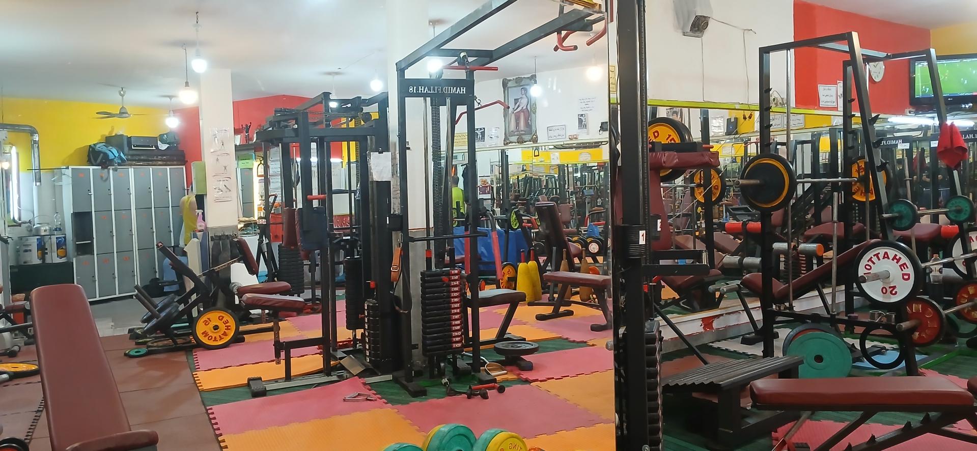 عکس باشگاه بدنسازی فلاح