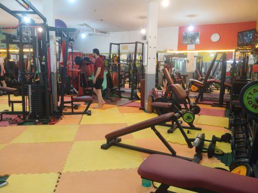 باشگاه بدنسازی فلاح