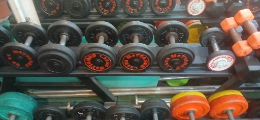 عکس باشگاه بدنسازی فلاح