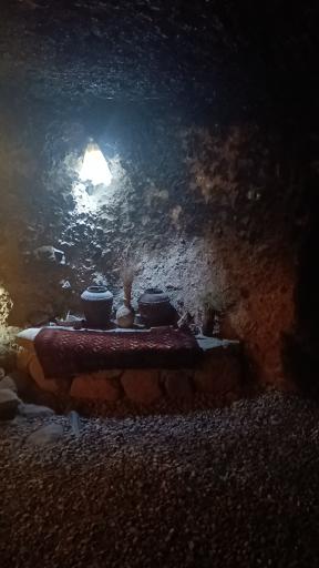 عکس اقامتگاه بومگردی بن میمند