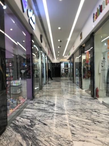 عکس مجتمع تجاری زیما مال