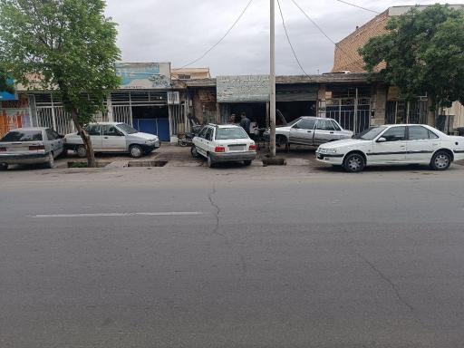عکس تعمیرگاه مکانیکی پارس تکنیک