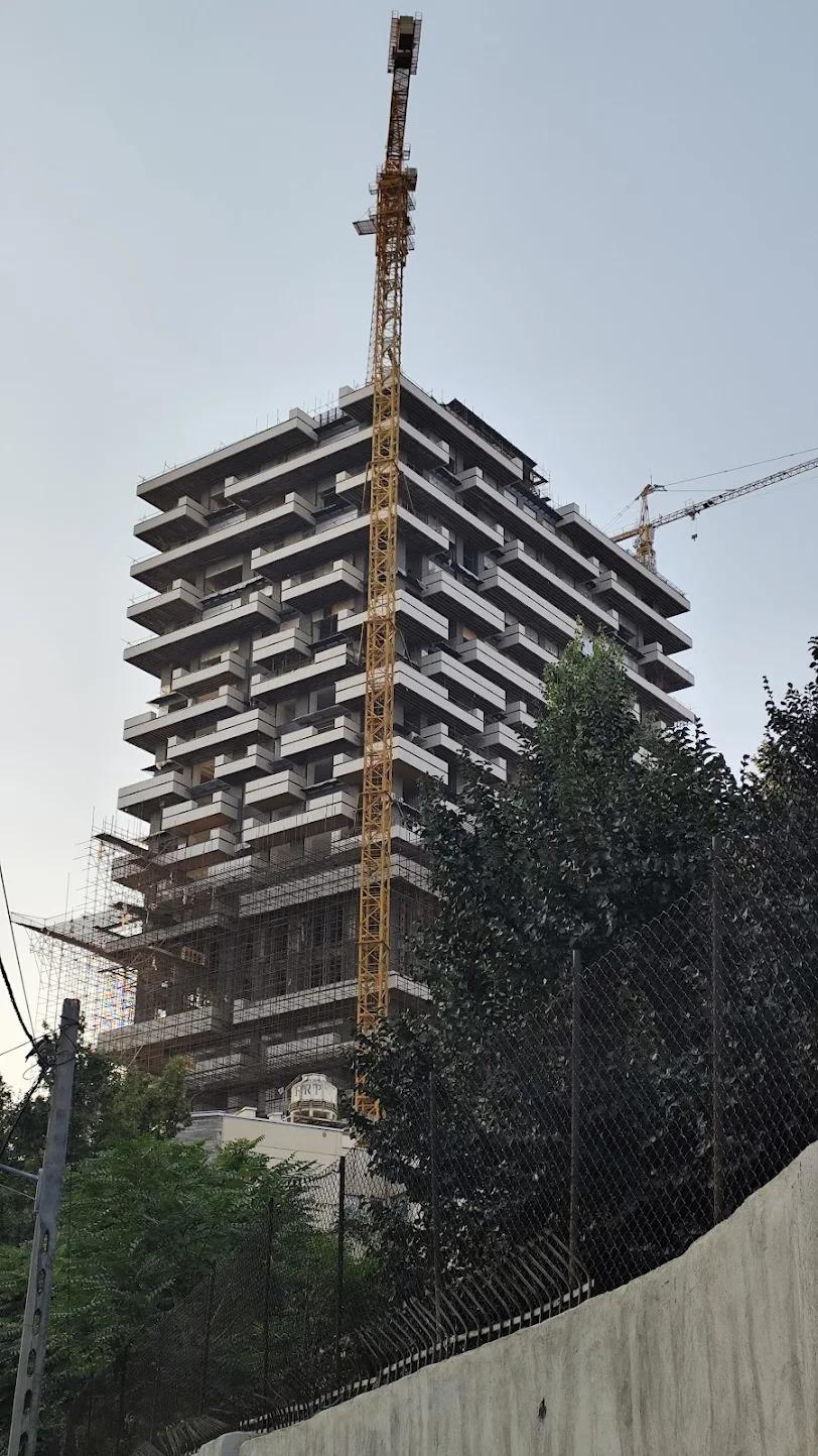 عکس برج بهشت نیاتوس