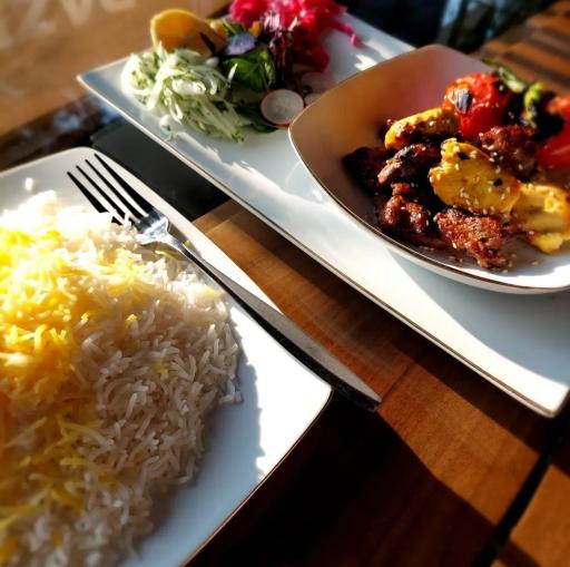 عکس رستوران ایرانی داژیار