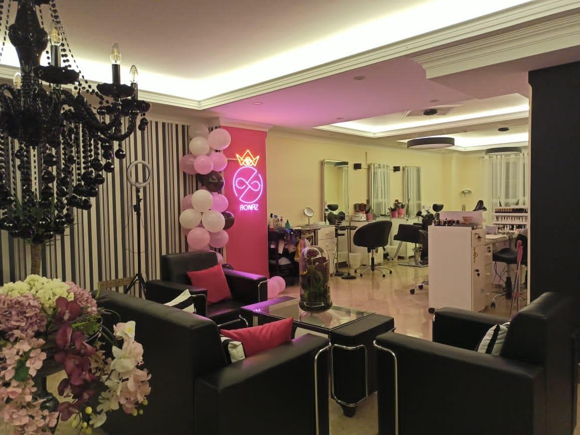 عکس سالن زیبایی روناز