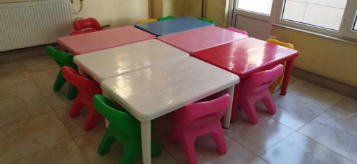 عکس دبستان و پیش دبستان دنیای کودکانه