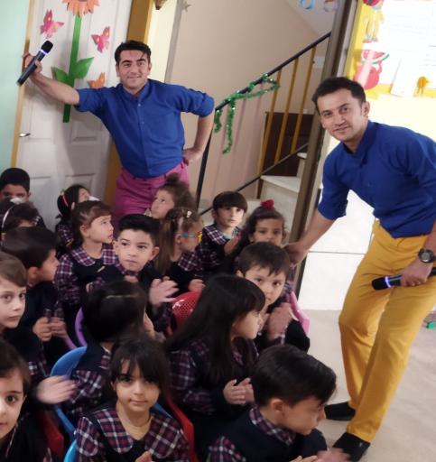 عکس دبستان و پیش دبستان دنیای کودکانه