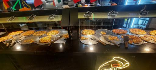 عکس پیتزا سیسیز