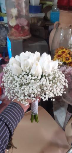 عکس گلفروشی باران