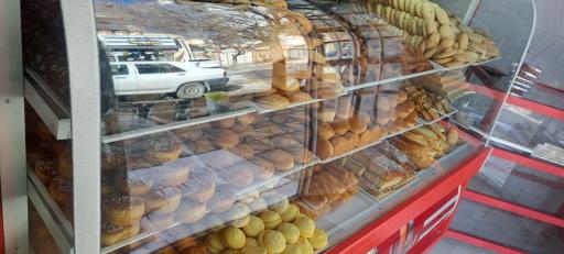 عکس شیرینی فروشی ژیکان