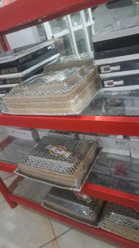 عکس شیرینی فروشی ژیکان