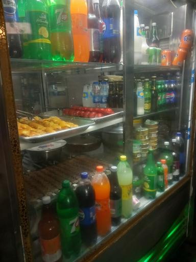 عکس رستوران بانو