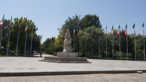 عکس پارک میدان  باباطاهر 