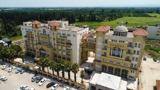 عکس موسسه آموزش عالی روزبهان