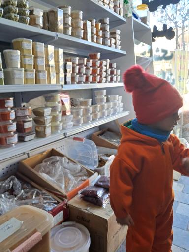 عکس کلبه ادویه جات خراسان