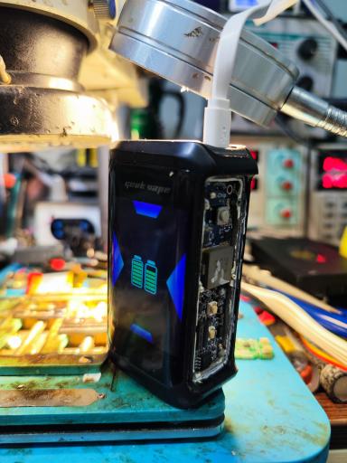 عکس تعمیرات تخصصی ویپ های ویپ