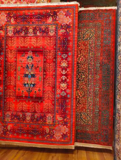 عکس بازار فرش ایرانیان