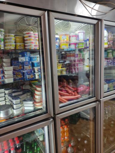 عکس سوپر مارکت قارداش