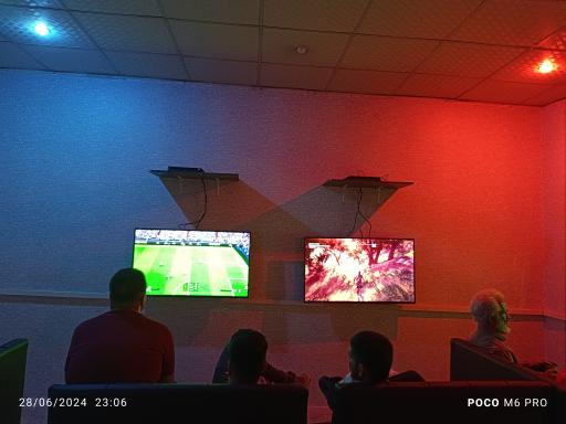 عکس کافه گیم شو