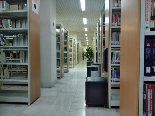 عکس کتابخانه مرکزی ارومیه