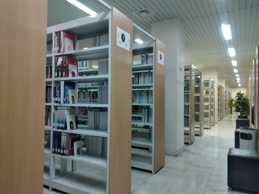 عکس کتابخانه مرکزی ارومیه