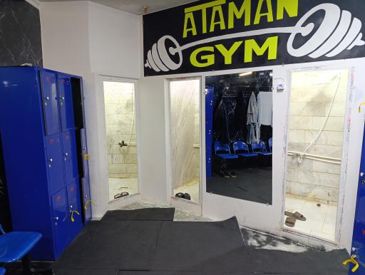 عکس باشگاه بدنسازی آتامن