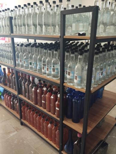 عکس فروشگاه گلاب و عرقیات خاندایی