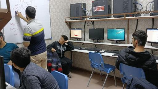 عکس آموزشگاه کامپیوتر احترامی