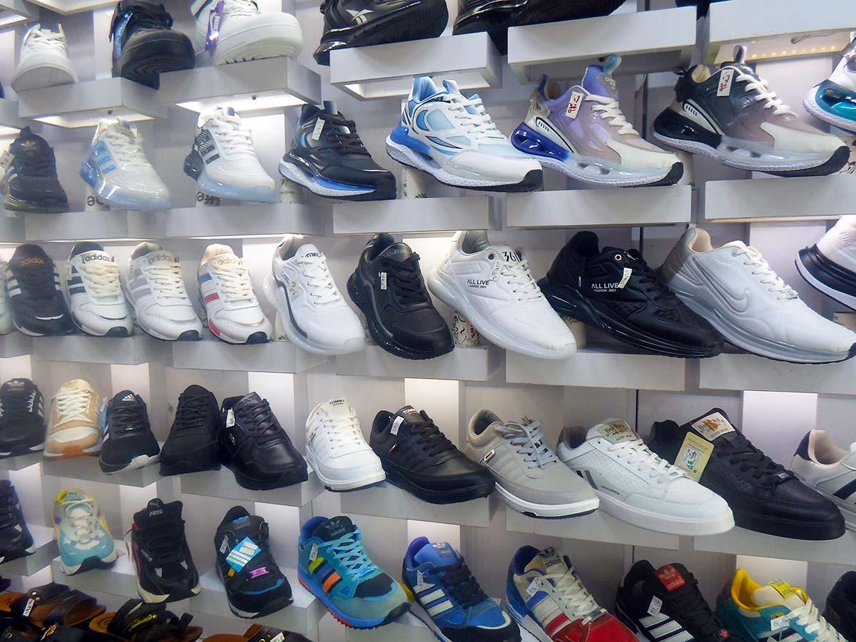 عکس کفش همسفر