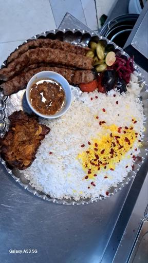 عکس رستوران میزبان شاندیز 