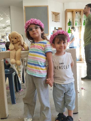 عکس فروشگاه گلاب و عرقیات خاندایی