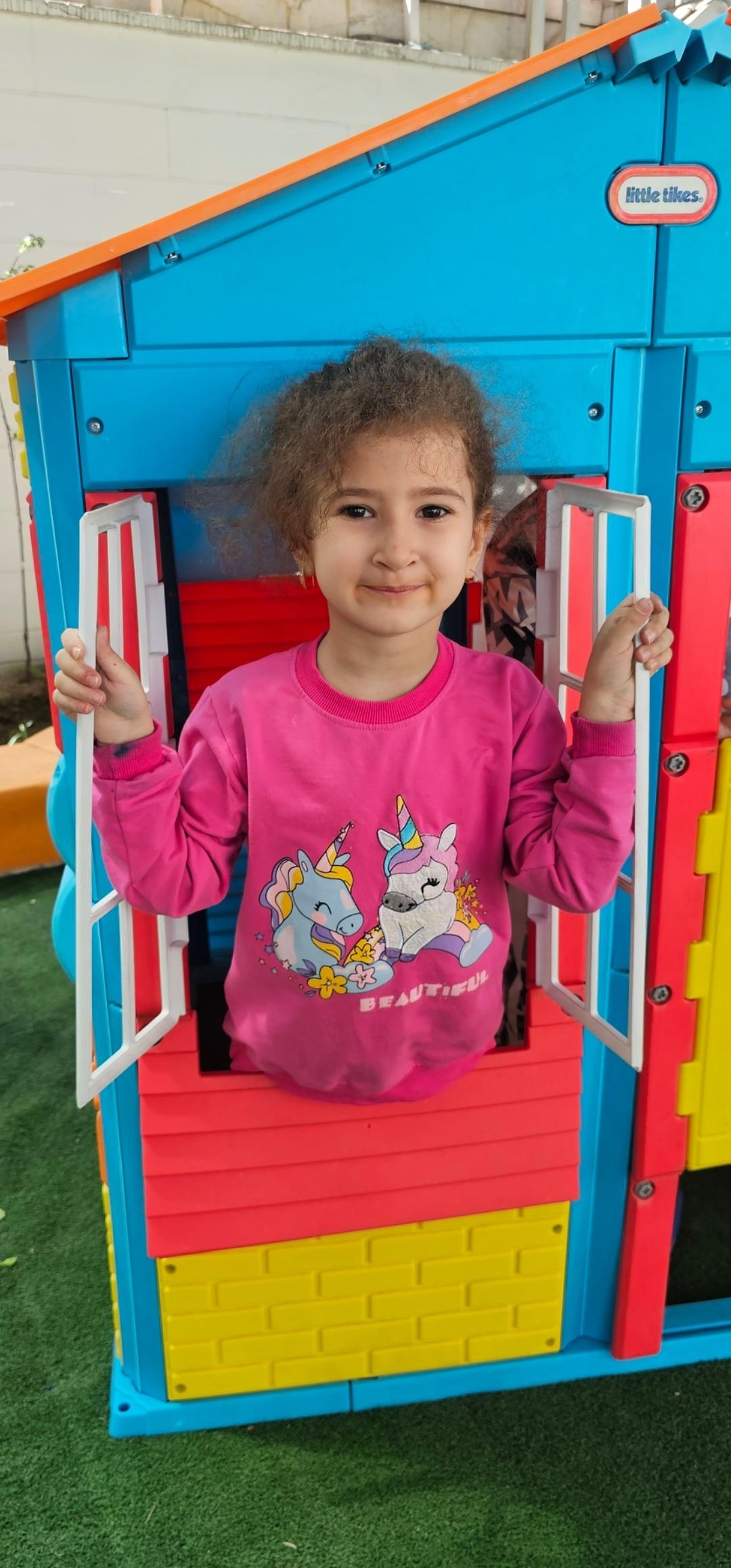 عکس مهد کودک کلبه شادی