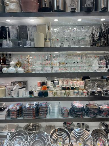 عکس فروشگاه کاج