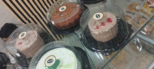 عکس کیک و شیرینی پسندیس شعبه گلشهر