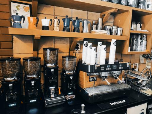 عکس کافه رستری بارکد