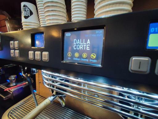 عکس کافه رستری بارکد