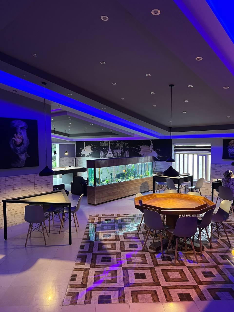 عکس کافه بازی بیگ باس