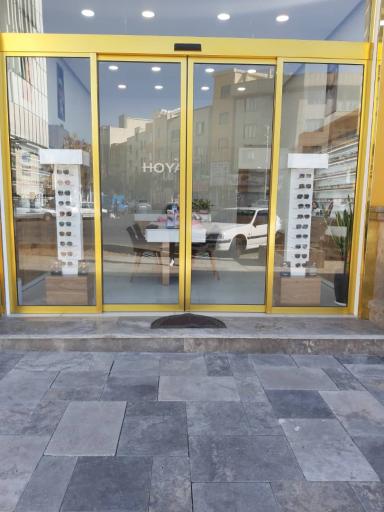 عکس عینک کاخ شعبه 2 