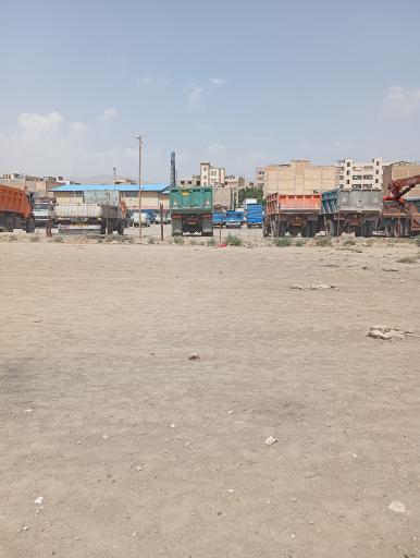 عکس پارکینگ شهدا حسن اباد