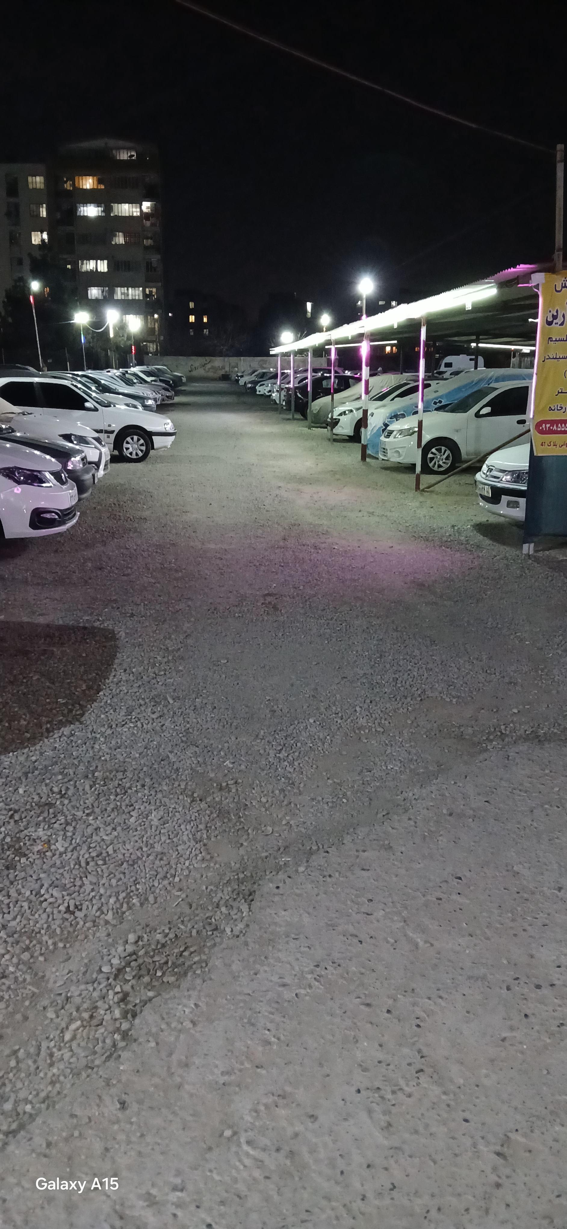 عکس پارکینگ شهدا حسن اباد