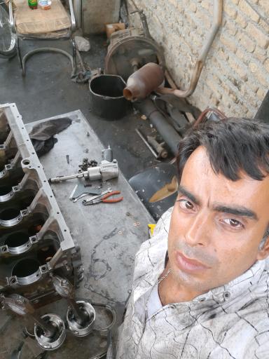 عکس تعمیرگاه فرهاد 