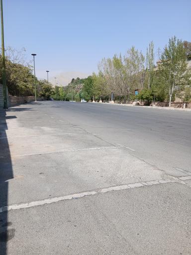 عکس پارکینگ نهج البلاغه