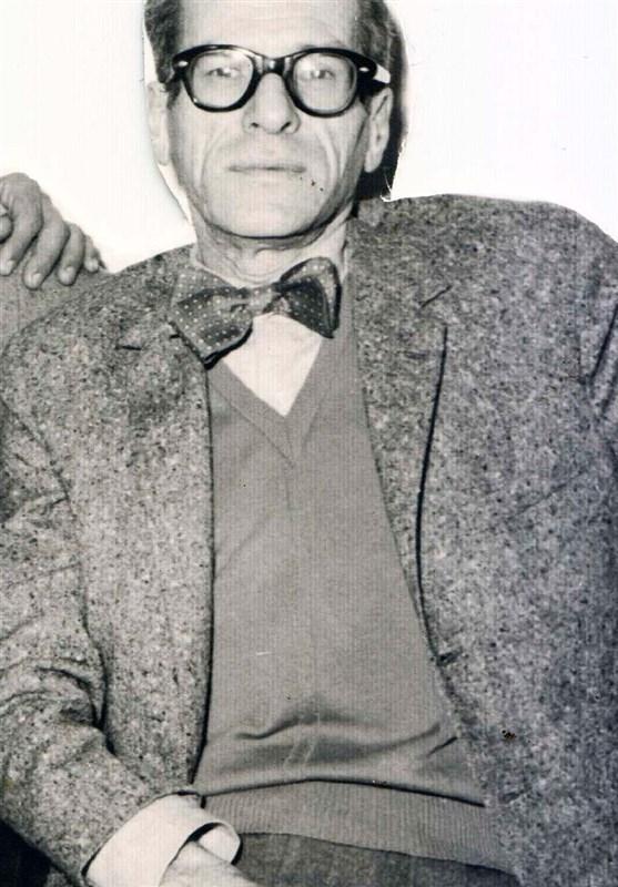 عکس آرامگاه شاهین سرکیسیان