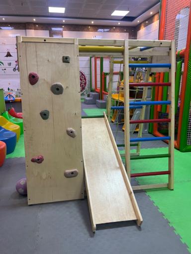 عکس خانه بازی دینوَ